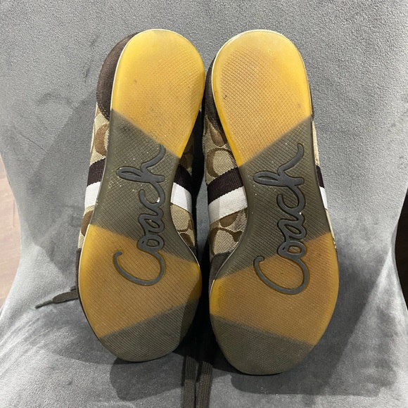 COPY - Used coach shoes - Picture 6 of 6